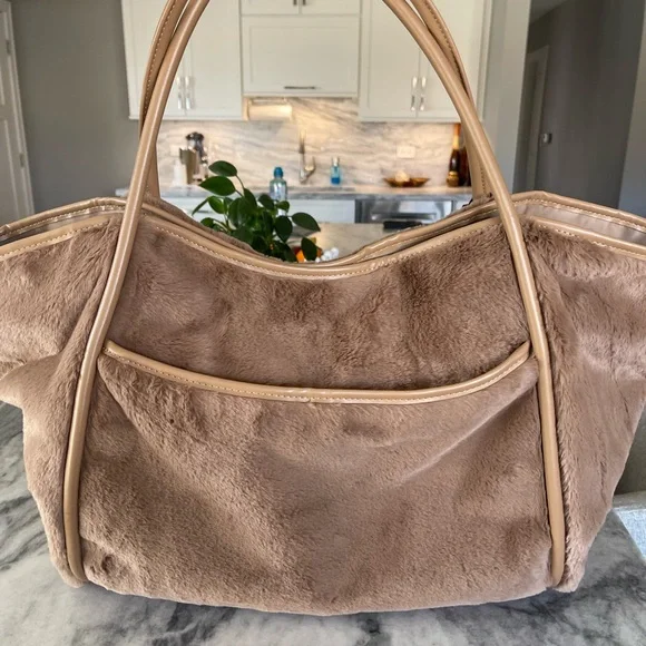 ALO Yoga Toasted Almond Faux Fur Tote Bag - Picture 5 of 9